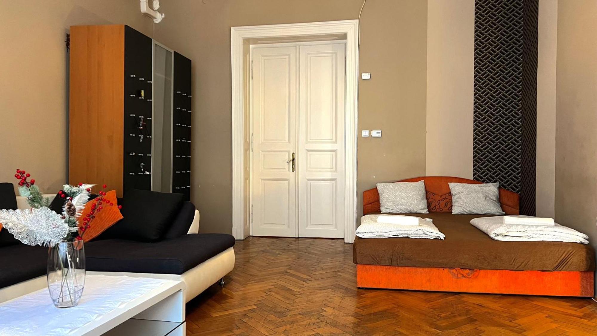 A54: Charming Apartment In The Ruin Bar District 布达佩斯 外观 照片